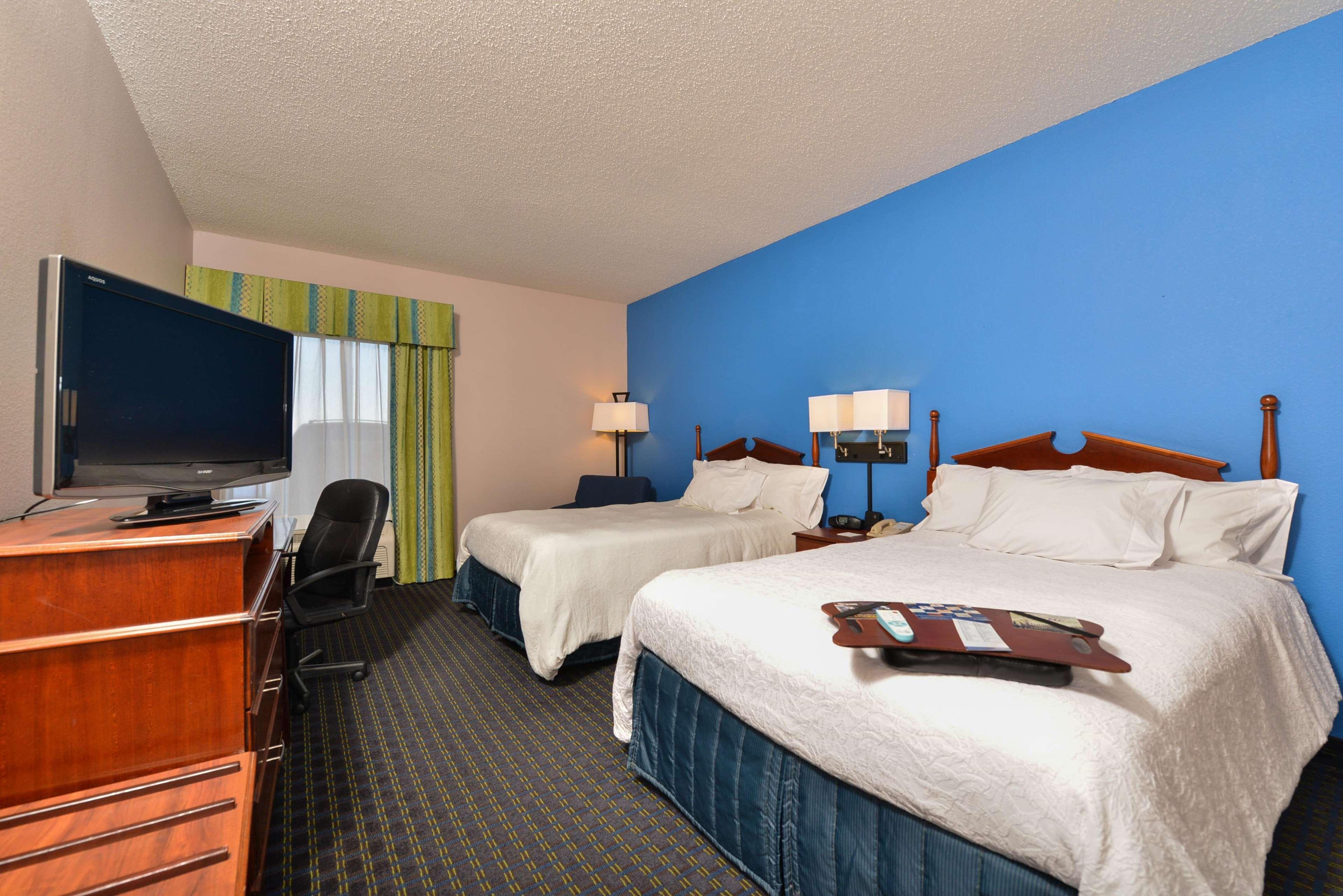 Hampton Inn St. Louis/Collinsville Exterior photo