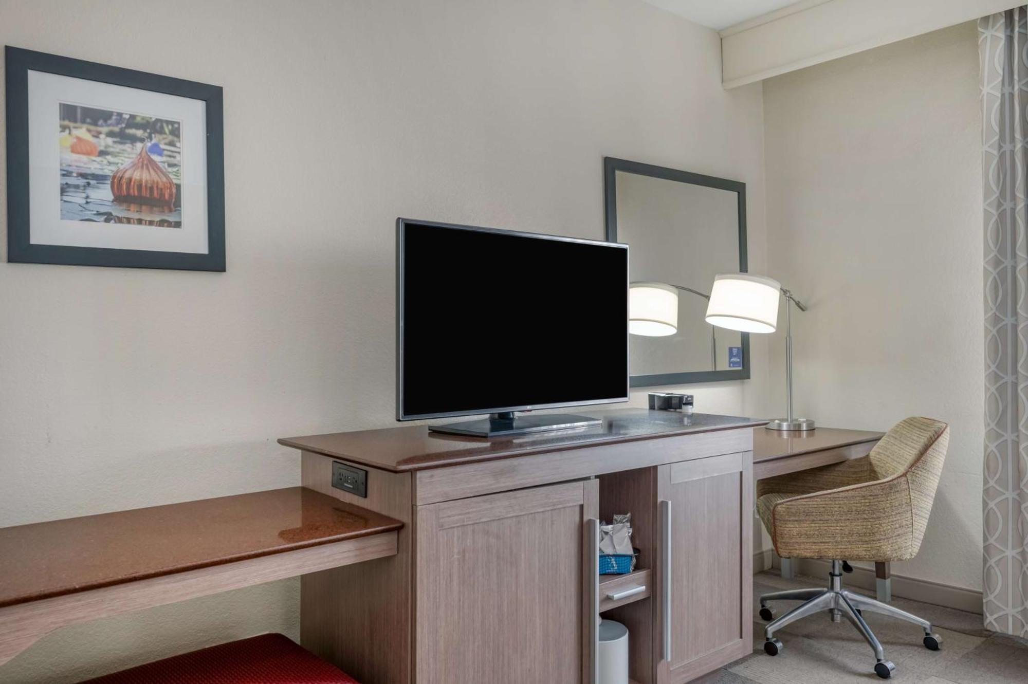 Hampton Inn St. Louis/Collinsville Exterior photo