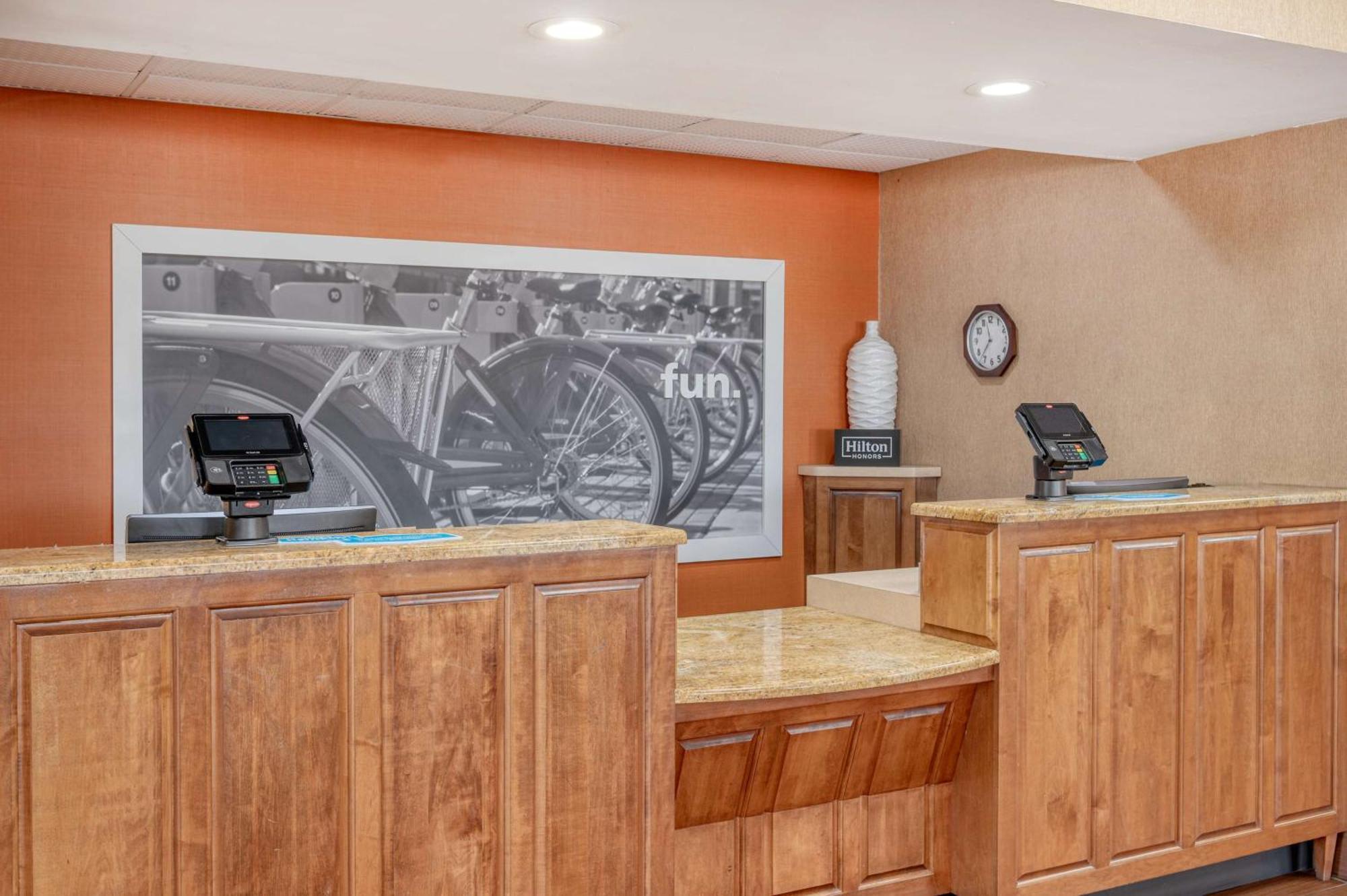 Hampton Inn St. Louis/Collinsville Exterior photo